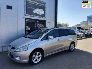 Mitsubishi Grandis 2.4-16V Limited navi clima cruise 7 pers