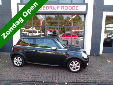 MINI Mini 1.4 One Pepper NIEUWE APK! ''ZONDAG EN KONINGSDAG OPEN''