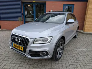 AUDI Q5 2.0TFSI quattro S-line, Automaat, PanoDak, Trekhaak, Pdc V+A, 