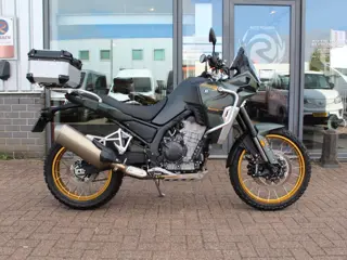 KOVE 800X Pro Adventure Motorfiets (bj 2025)