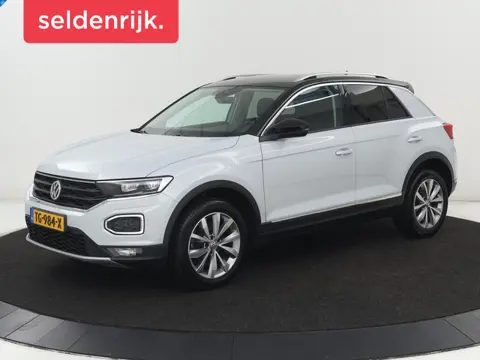 Volkswagen T-Roc 1.0 TSI Style | Stoelverwarming | Camera |  Carplay | Adaptive cruise | Navigatie |