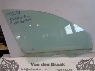 Skoda Octavia Combi 2005-2013 Rechts voor portierruit