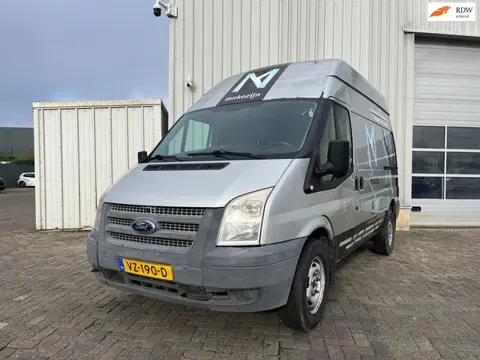 Ford Transit 350M 2.2 TDCI Ambiente HD - Schade