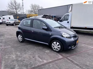 Toyota Aygo 1.0 VVT-i Access airco 5 drs