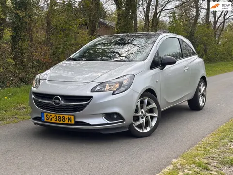 Opel Corsa 1.3 CDTI Online Edition | Cruise control + Stuur / Stoelverwarming Nu € 4.950,- !!!