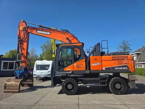 Doosan DX210W-5 2018 met Zijtveld S1202D sorteergrijper 2018