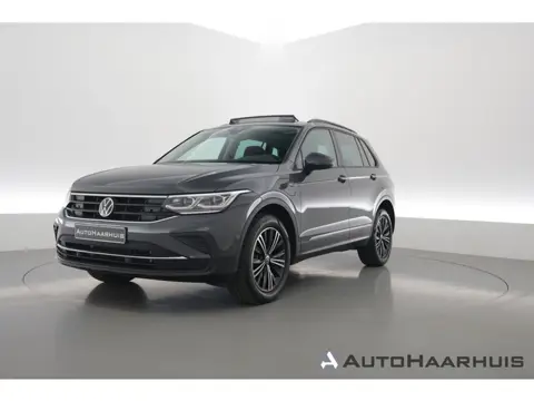 Volkswagen Tiguan 1.4 TSI eHybrid Life | Pano | IQ. Light | Digi. Dashboard | Camera | Adapt. Cruise