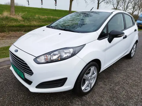 Ford Fiesta 1.25 Trend ** 82 PK ** 5 DRS ** Airco ** LM velgen ** Ford Audio **