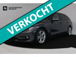BMW 3-serie Touring 318d Upgrade Edition (PANORAMADAK, AUTOMAAT, NAVIGATIE, PARKEERSENSOREN, CRUISE 