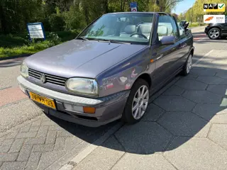 Volkswagen Golf Cabriolet 1.8 APK 2027