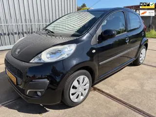 Peugeot 107 1.0 Active Koude Airco -68331 km nap