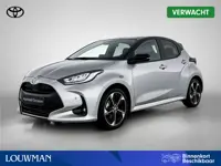 Toyota Yaris 1.5 Hybrid 130 Launch Edition | BTW Voertuig | Stoelverwarming | Lederen bekleding |