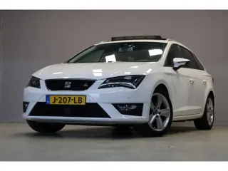 Seat Leon ST 1.4 EcoTSI FR |Panorama|Stoelverwarming|Trekhaak