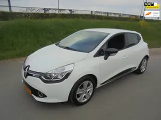 Renault Clio Renault Clio 1.2 Benzine Automaat airco lmv navigatie 81.000km