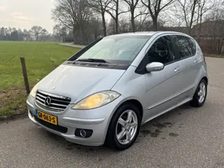 Mercedes-Benz A-klasse 170 Classic | 5drs | nieuwe apk keuring bij levering | airco | stoelverwarmin