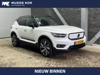 Volvo XC40 Recharge P8 AWD R-Design | Panoramadak | ACC | Trekhaak | 360° Camera | Stoel+Stuurverwar
