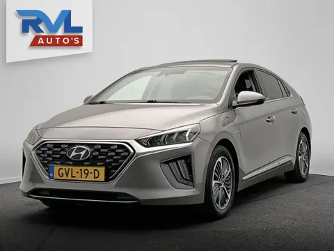 Hyundai IONIQ 1.6 GDi PHEV Comfort | Carplay | Adaptive-cruise | Camera | Schuif/kanteldak | Stoel/S