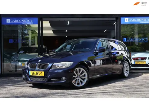 BMW 3-serie Touring 330i xDrive Business Line 272pk|Xenon|Cruise|Clima|Trekhaak|PDC