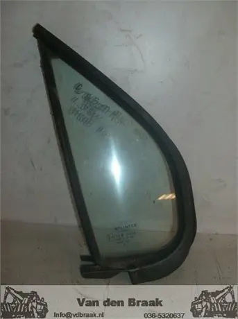 Suzuki Wagon R+ 2000-2008 Driehoek raam rechts voorzijde