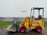 Knikmops 100 met bak en lepels wegverlichting 2022 slechts 273 uur