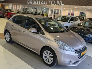 Peugeot 208 1.2 VTi Envy Airco, Cruise Control, Trekhaak, Stuurbekrachtiging