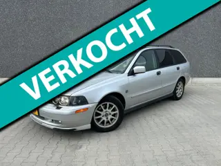 Volvo V40 1.8 Europa Prestige | NW DISTRIBUTIE | TREKHAAK | BLUETOOTH | AUX | CRUISE CONTROL | STOEL