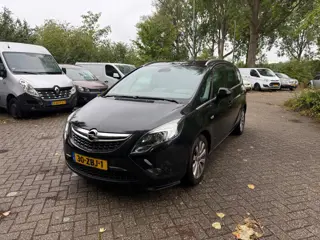 Opel Zafira Tourer 1.4 Cosmo Airco Cruise Black Magic