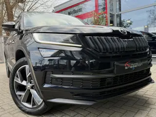 Škoda Kodiaq 1.5 TSI AUT. *!* SPORTLINE *!* RADAR/ CAMERA/ 19 INCH/ WINTERPAKKET/ CANTON AUDIO *!*
