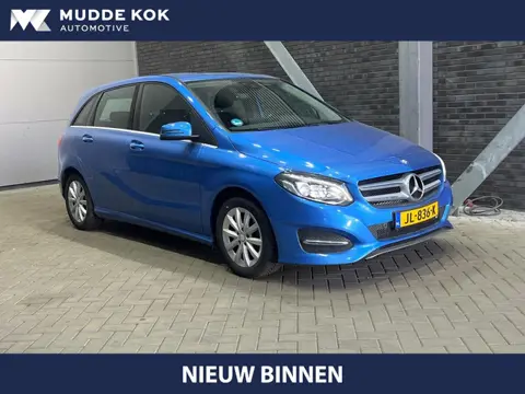 Mercedes-Benz B-klasse 180 Ambition | Automaat | Trekhaak | Getint Glas | BLIS | PDC V+A