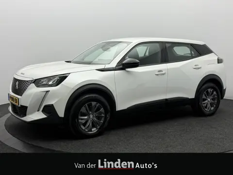 Peugeot e-2008 EV Active Pack 50 kWh 3-Fase SOH 94,3% | Led | Stoelverwarming | Camera | Carplay&And