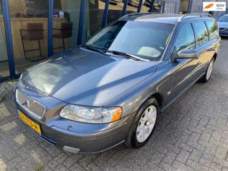 Volvo V70 2.4 Momentum 170PK APK 04-2027
