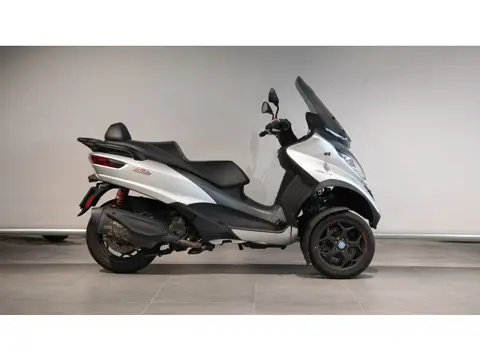 Piaggio MP3 400 LT (bj 2022)