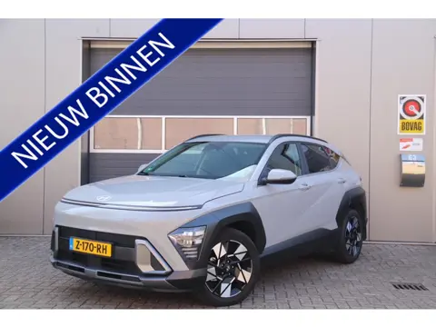 Hyundai KONA 1.6 GDI HEV Comfort Smart, Stuur & Stoelverwarming, Camera, Trekhaak, Navi
