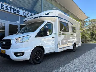 Chausson 640 A035LWG27E3PN4/ NL camper/ 28.000 KM/ Bed uit plafond/ Fietsenrek vast/ Vele opties