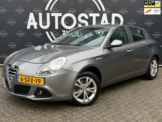 Alfa Romeo Giulietta 1.4 T Distinctive Automaat/NL-Auto/NAP/APK/Airco