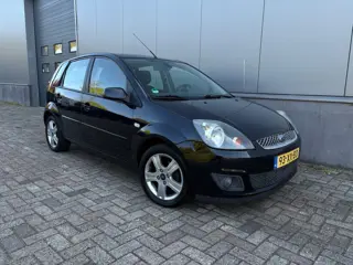 Ford Fiesta 1.6-16V Futura|Automaat|Nieuw Apk