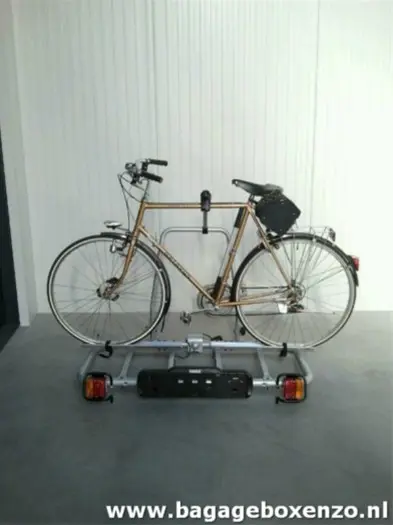 TE HUUR : Thule Fietsendragers (voor 1-2-3 fietsen)