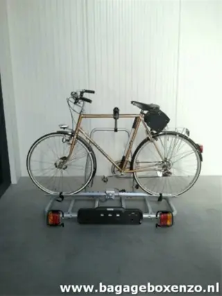 TE HUUR : Thule Fietsendragers (voor 1-2-3 fietsen)
