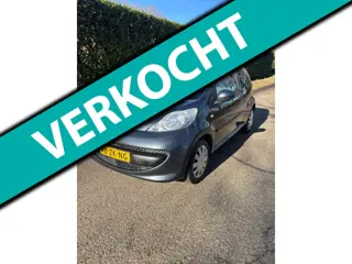 Peugeot 107 1.0-12V XS 46000 km NAP apk maart 2027