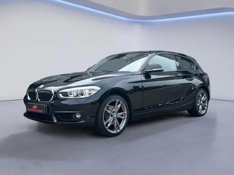 BMW 1-serie 120i High Executive 184PK /Apple Carplay/Cruise Control/Parkeersens. V+A/18''LMV/Stoelve