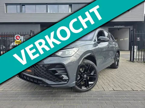Volkswagen Tiguan 1.5 eHybrid R-line Edition| 2X UIT VOORRAAD LEVERBAAR | BLACK STYLE | Panoramadak 