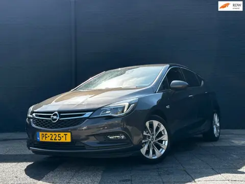 Opel Astra 1.4 Innovation | Stoel & Stuurverwarming | Camera