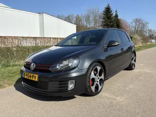 Volkswagen Golf 2.0 GTI / DYNAUDIO / NAVI / CRUISE / STOELVERWARMING