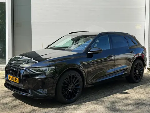 Audi E-tron 50 quattro S edition 71 kWh l S-Line l Trekhaak l Carplay l Xenon l Climate l 360 Camera