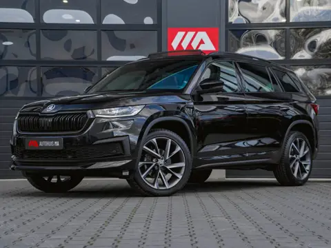 Skoda Kodiaq 1.5 TSI Sportline Business Panoramadak|Trekhaak|Stoelverwarming|Memory|Camera
