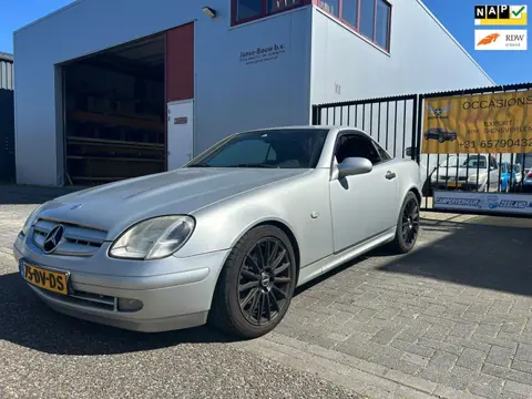 Mercedes-Benz SLK-klasse 200 Mooie Auto en Klinkt Mooi Sportief!