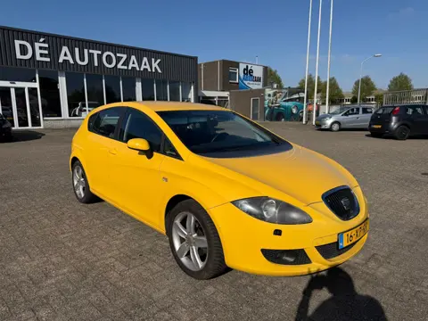 Seat Leon 1.6 Stoelverwarming & NW APK Keuring!