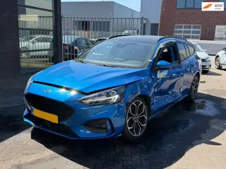 Ford Focus Wagon 1.5 EcoBoost ST-Line Pano * Led * Navi * B&O * Compleet Kenteken * Verrijdbare Scha