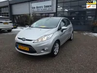 Ford Fiesta 1.25 Titanium|5 Deurs|Airco|Cruise Control|PDC|LM-Velgen|Mistlampen Voor|2e Eigenaar!!