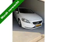 Volvo V40 1.6 D2 Summum | Automaat | Clima | Navi | Memory seats | Camera | S/S |